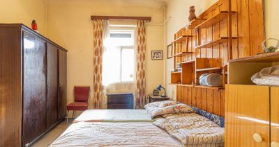 CSERBA ELEMÉR utcánál 586 nm-es TELKEN CSALÁDI HÁZ ELADÓ