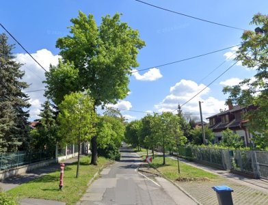 NAGYZUGLÓ VITÉZI TELEPEN 566 nm-es TELEK ELADÓ