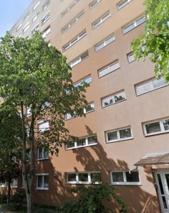 ZUGLÓBAN OND vezér útján SZIGETELT házban 49 nm-es lakás eladó