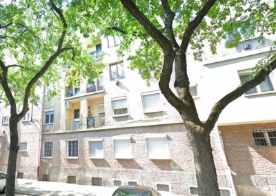 HERMINAMEZŐN GYARMAT utcánál I. emeleti 42 nm-es LAKÁS ELADÓ