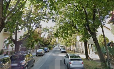 XV.kerület EÖTVÖS utca környékén 84 nm-es CSALÁDI HÁZ ELADÓ