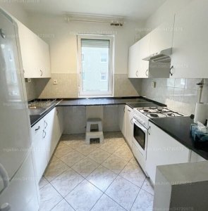 ÚJPEST központ közelében 2002-ben épült  53 nm-es I. em-i LAKÁS ELADÓ