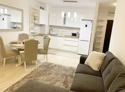 KISZUGLÓBAN 2019-ben ÉPÜLT 2 SZOBÁS KERTRENÉZŐ LAKÁS ELADÓ