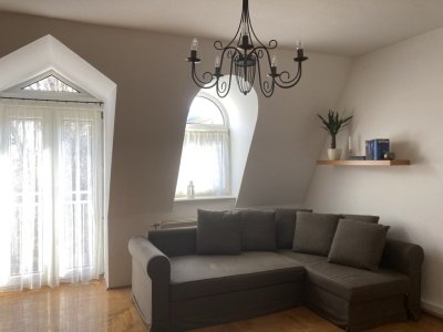 ÚJPESTEN 2002-ben ÉPÜLT 58 nm-es LAKÁS ELADÓ GKBEÁLLÓVAL