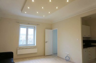 ZUGLÓBAN BAGOLYVÁR utcánál TELJESKÖRŰEN FELÚJÍTOTT 1,5 SZOBÁS lakás eladó