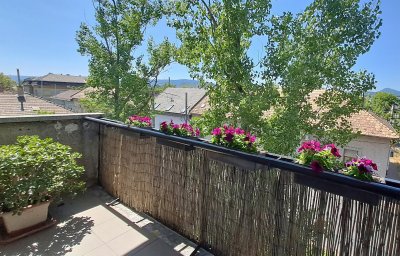 ÚJPESTEN II. em-i 53 nm-es ERKÉLYES 1+2 FÉLSZOBÁS LAKÁS ELADÓ