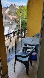 ÚJPEST KÖZPONTBAN 2004-ben ÉPÜLT 1+2 FÉLSZOBÁS LAKÁS ELADÓ