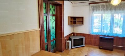 RÁKOSSZENTMIHÁLYON NAP utca környékén 60 nm-es kis ház ELADÓ