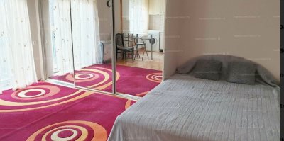 NAGYZUGLÓBAN ÖRS VEZÉR tere közelében I. em-i 30 nm-es LAKÁS ELADÓ