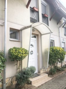 XV.ker. FAZEKAS sor környékén 2006-ban ÉPÜLT SORHÁZI LAKÁS ELADÓ