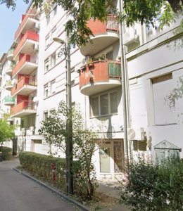 ZUGLÓBAN TÁBORNOK utcánál 2003-ban ÉPÜLT I. em-i 2 SZOBÁS LAKÁS ELADÓ