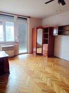 ÓMÁTYÁSFÖLDÖN II. emeleti 1,5 SZOBÁS LAKÁS ELADÓ