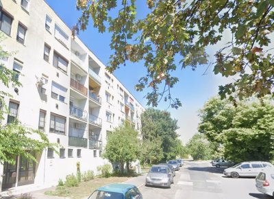 ZUGLÓBAN BÁRÓCZY utcánál I. em-i CIRKÓS 54 nm-es LAKÁS ELADÓ
